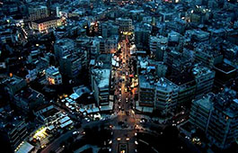 ΤΗ ΝΥΧΤΑ Η ΒΕΡΟΙΑ ΕΧΕΙ ΤΗΝ ΑΡΧΟΝΤΙΑ ΤΗΣ Veria Volta tours